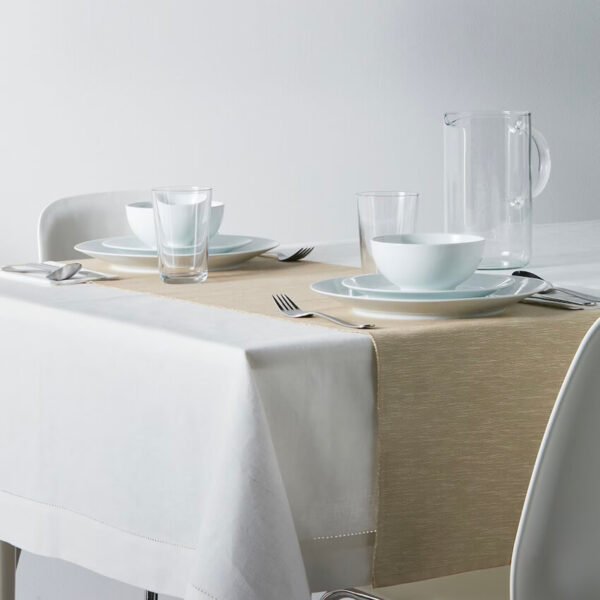 Marit Table runner